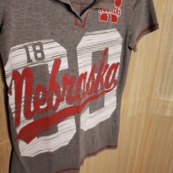 Creative Apparel Womens University Of Nebraska Short Sleeve Grey Top - Picture 3 of 6